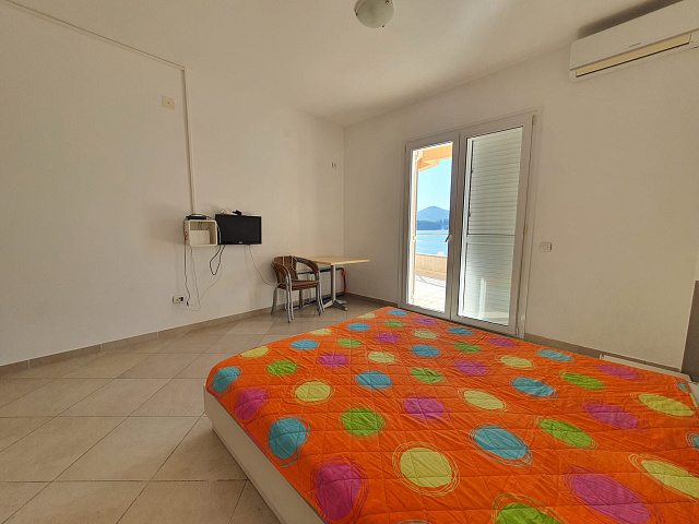 Dream Property: Whole Floor on the Seashore, Rafailovichi — photo 4